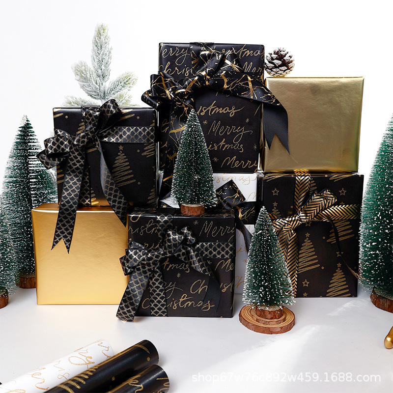 Rollo de papel de regalo de Navidad transfronterizo paquete de tubo de papel de regalo de árbol de Navidad de copo de nieve de oro negro rollo de gran tamaño sentido avanzado