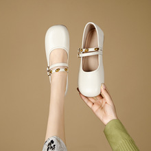 舒适时尚方头气质休闲鞋2025春季新款大码简约浅口平跟舒适单鞋女