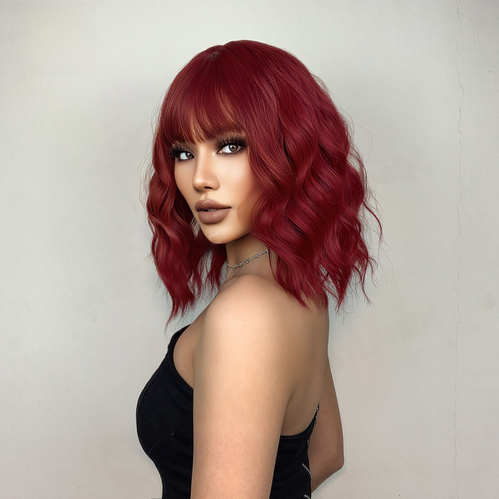 Peluca sintética corta rizada para mujer con flequillo rojo oro_voghion.com
