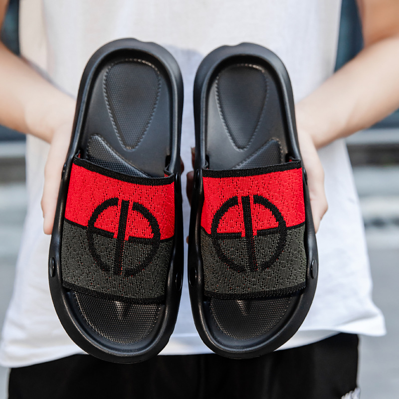 Nueva marca de moda al aire libre 2025 antideslizante playa de los hombres zapatillas de pareja de suela gruesa moda de fondo suave resistente al desgaste