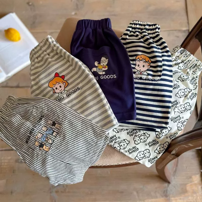 Летние спортивные шорты для мальчиков 2025 года, детские шорты с мультяшным принтом, корейская версия, полосатые штаны для малышей, модная детская одежда