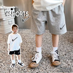 Children's summer thin casual shorts for boys, suitable for small, medium, and large children, stylish and trendy cartoon-themed mid-rise five-pocket shorts.