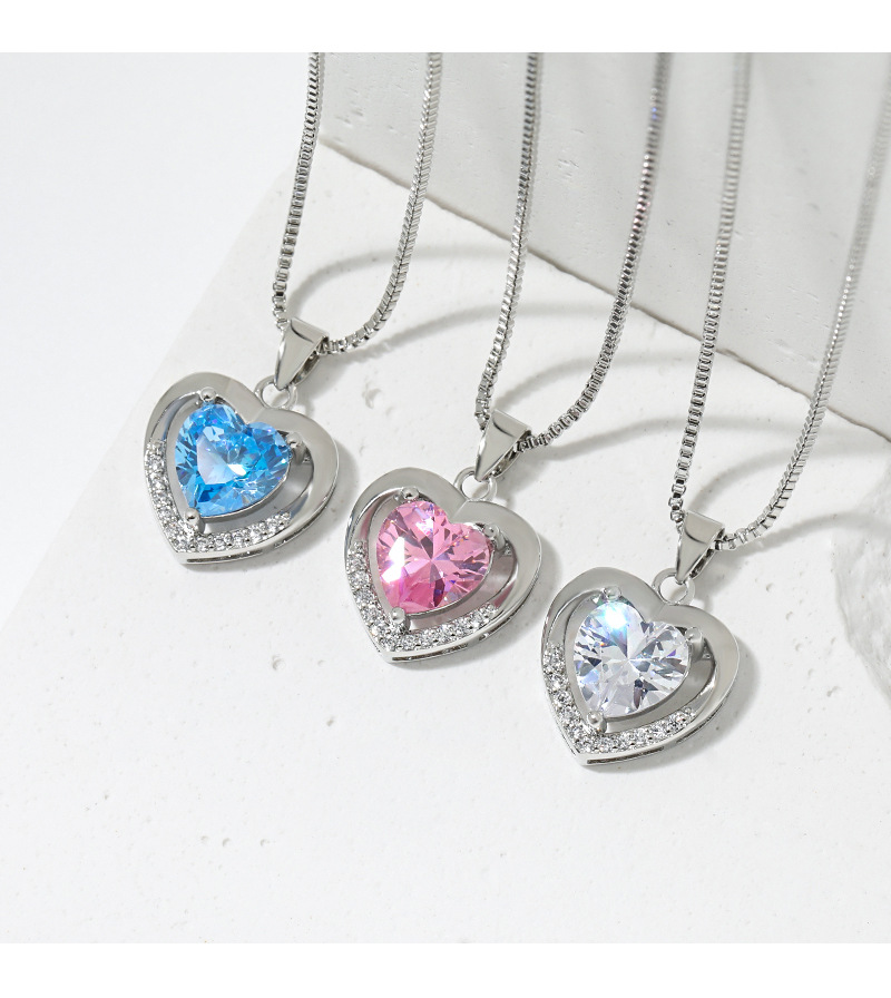 Simple Style Heart Shape Copper Hollow Out Inlay Zircon Pendant Necklace 1 Piece