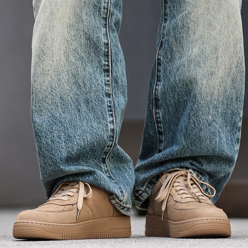 [cuero de vaca] zapatos casuales de cuero de la Fuerza Aérea para hombres zapatos casuales de cuero blanco de tendencia universal zapatos casuales comerciales transpirables y resistentes al desgaste