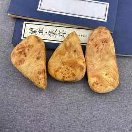 崖柏手把件留疤木质留疤款崖柏把玩件随形工艺品文玩摆件