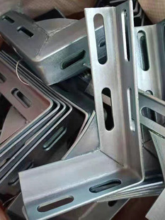 ��ܵ�֧������֧��L��ֱ�ǌӰ��й̶��Ӻ���ؽ�䓽��F�м�