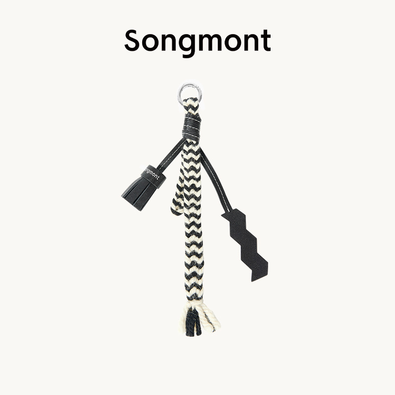 Songmont山下有松无事珠勇气石转运筒虎牙肩带乌朵编织耳机包挂件|undefined