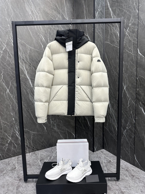 蒙家25ss M家新款Madeira系列拼色合身短款连帽羽绒服 男款|undefined