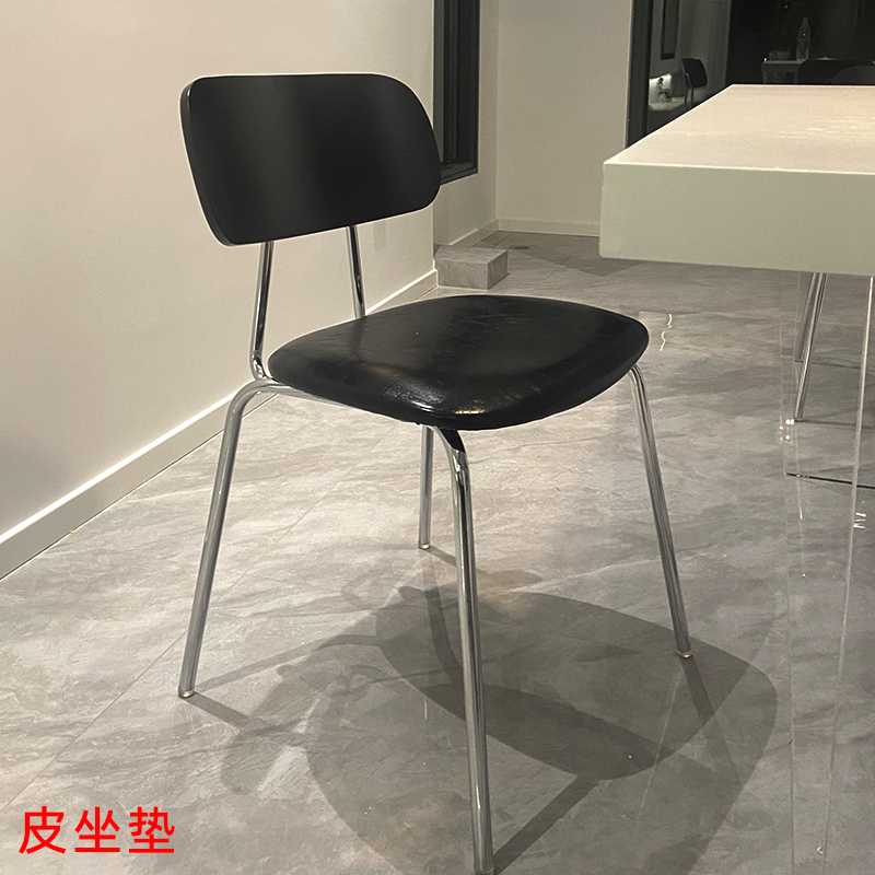 전기도금 실버 삼각대 + 블랙 가죽 시트 쿠션 및 블랙 후면 패널