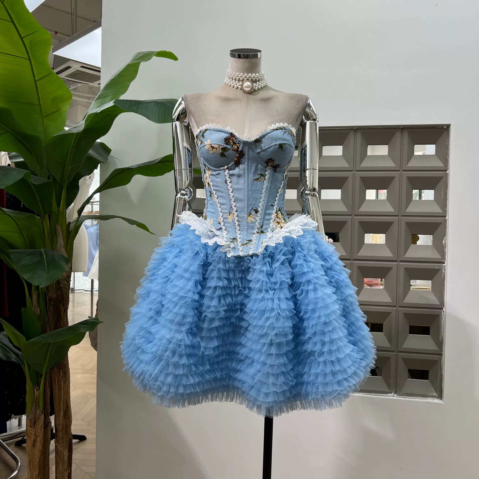 Amazon 2025 Женская вечеринка Легкие кружевные кружевные рыбьи кости ретро корсеты