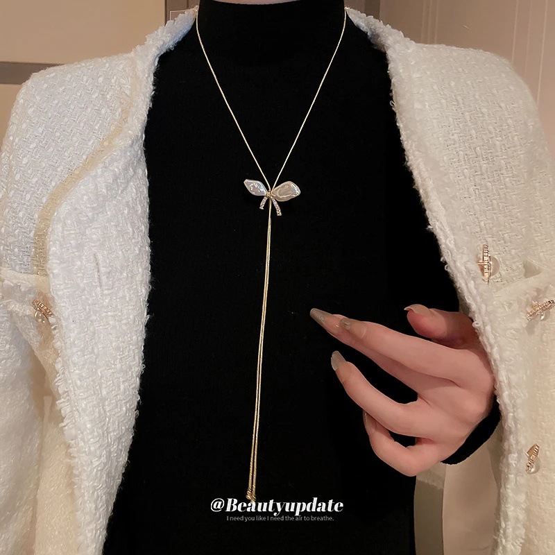 Collar Largo de Mariposa de Aleación Ajustable para Suéteres