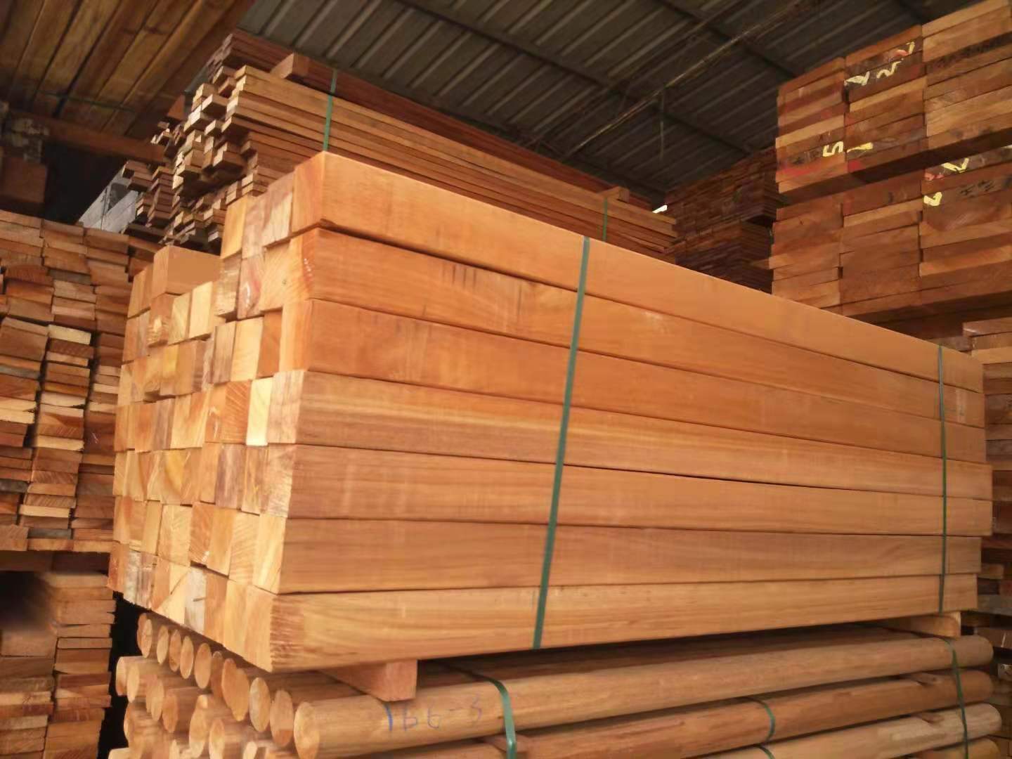 定制印尼菠萝格防腐木户外古建菠萝格圆柱木方实木地板定尺加工-阿里巴巴