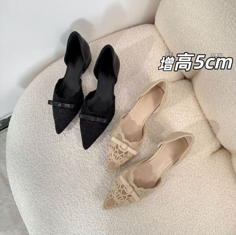In stock! Women's retro-style lace bow breathable hollow pointed-toe flat shoes with 5CM internal height increase In stock! Women's retro-style lace bow breathable hollow pointed-toe flat shoes with 5CM internal height increase