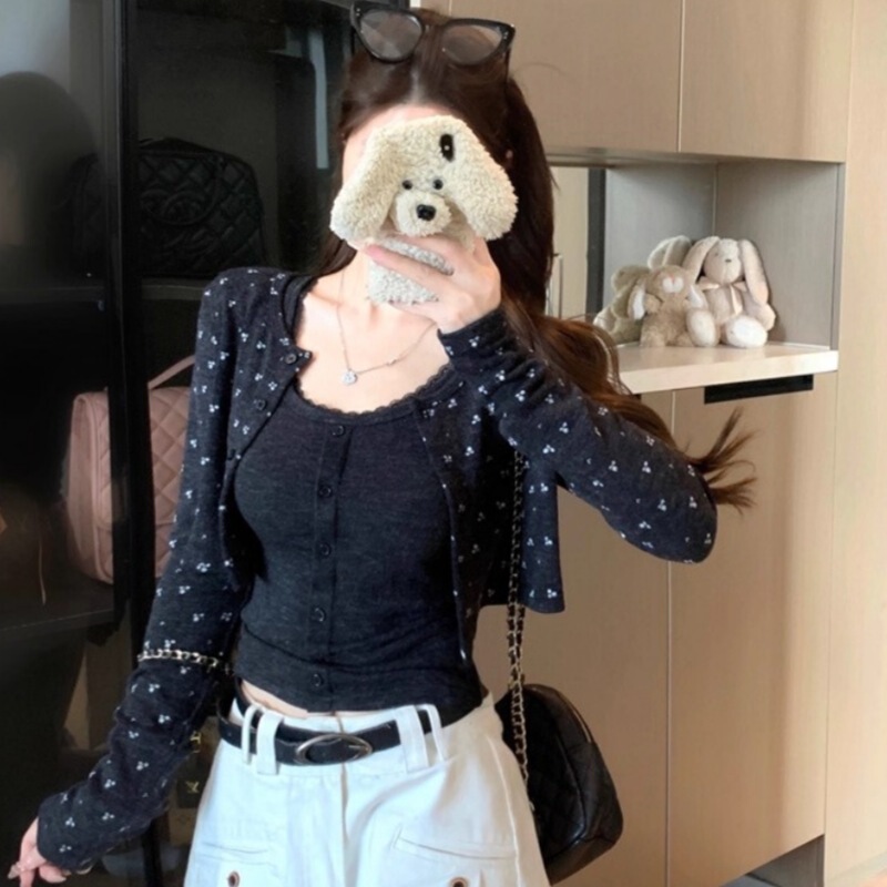 Manufacturer's Direct Shipping Autumn and Winter Small Floral Short Long-Sleeve T-Shirt Women's Cardigan Set Vest and Camisole Two-Piece Set Manufacturer's Direct Shipping Autumn and Winter Small Floral Short Long-Sleeve T-Shirt Women's Cardigan Set Vest and Camisole Two-Piece Set