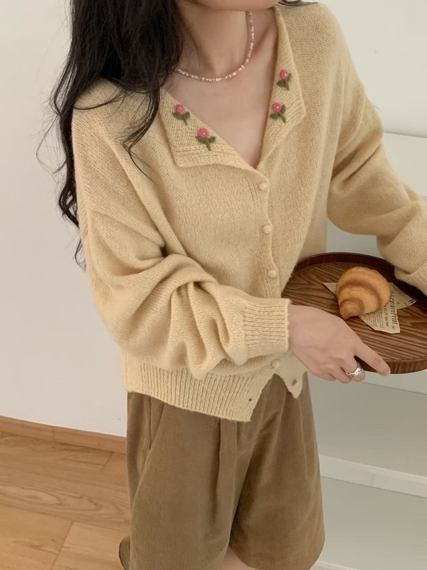 温柔风甜美刺绣花朵翻领针织开衫女秋季新款宽松气质软糯毛衣外套|undefined