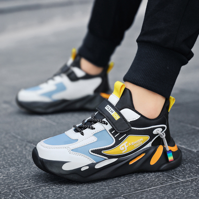 Zapatos deportivos de correr casuales antideslizantes transpirables para niños 23 años de invierno y otoño