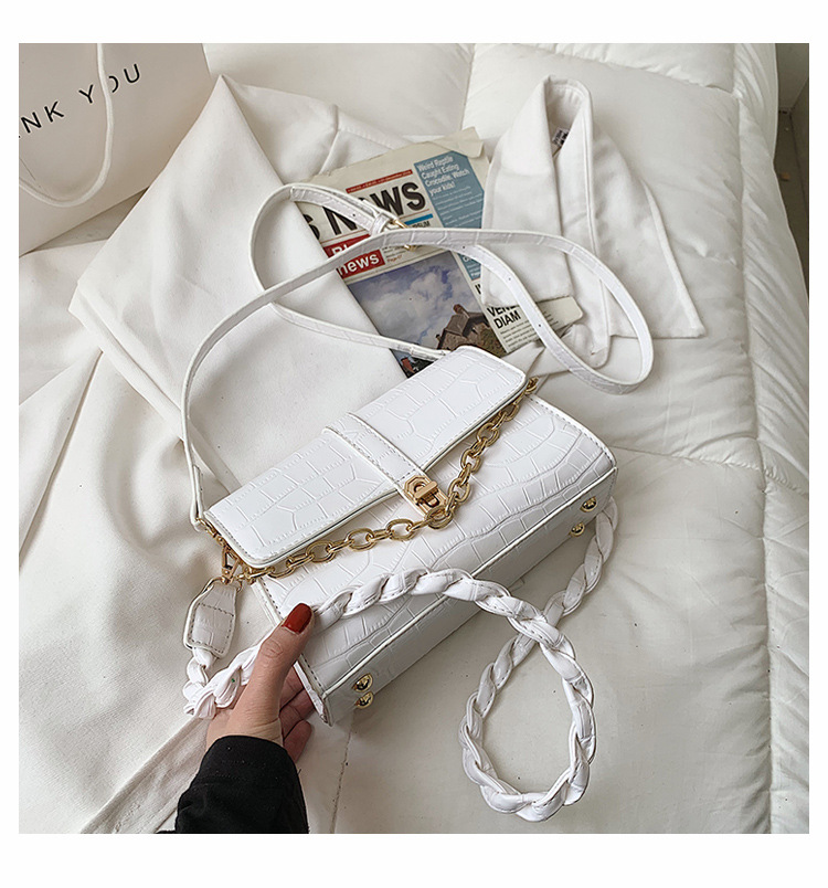 Fashion Chain Messenger Shoulder Square Bag Wholesale display picture 8