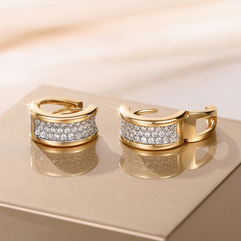 Boucles d'oreilles créoles en zircon haut de gamme chic_voghion.com