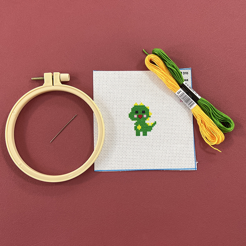 Nuevo bordado DIY traje hecho a mano básico de punto de cruz transfronteriza Inglés paquete de material de dibujos animados de animales de vacaciones colgando pintura