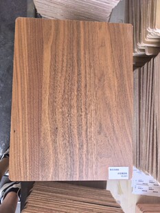 ��ʽ�T�bˮ������ں�����ľ�����Ϟ�t����ȻľƤ�h��ˮ����