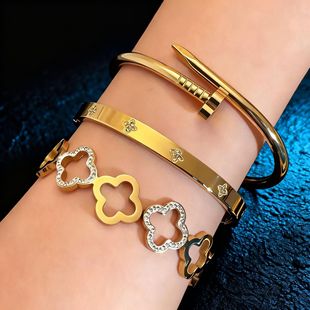 ���P�������C����ɫ���~���ʯ�֭hŮ���߼��������C�W�����u
