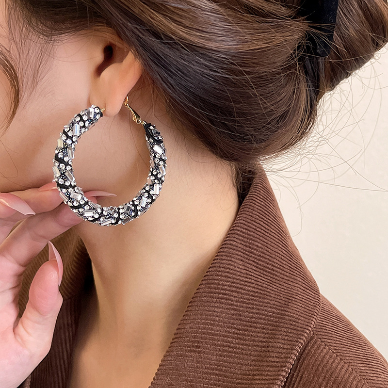 Fashion Circle Metal Inlay Zircon Womenu0027S Earrings 1 Pair