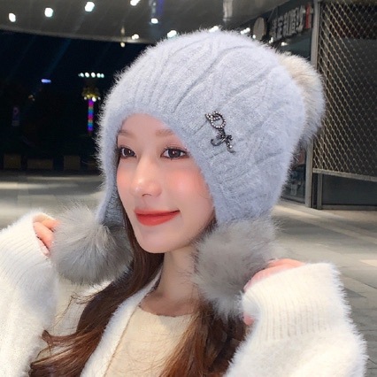 三毛球兔毛帽子女冬季慵懒风加厚双层护耳防寒加绒护脸针织毛线帽