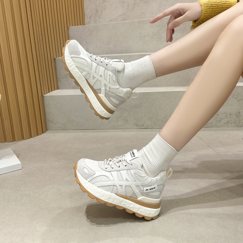 Casual German Training Shoes for Women, 2026 Spring and Autumn New Trendy Hot-Selling Model, Height-Increasing Thick-Soled Lightweight Comfortable Genuine Leather Sneakers Casual German Training Shoes for Women, 2026 Spring and Autumn New Trendy Hot-Selling Model, Height-Increasing Thick-Soled Lightweight Comfortable Genuine Leather Sneakers