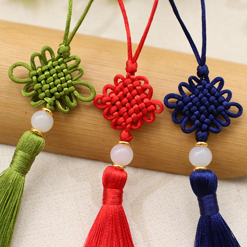 Chinese knot tassel six-plate Fangsheng knot pierced with jade beads and tassels U disk sachet bookmark pendant small size