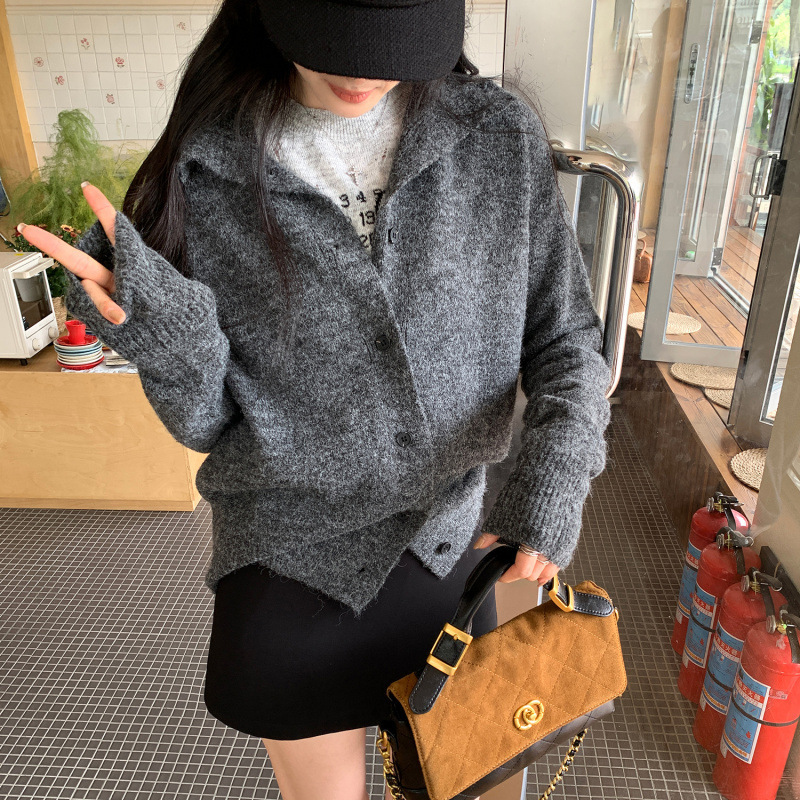 Short and Relaxed Style Half-High Round Neck Sweater Cardigan for Women, Autumn and Winter 2026 New Knit Top Short and Relaxed Style Half-High Round Neck Sweater Cardigan for Women, Autumn and Winter 2026 New Knit Top