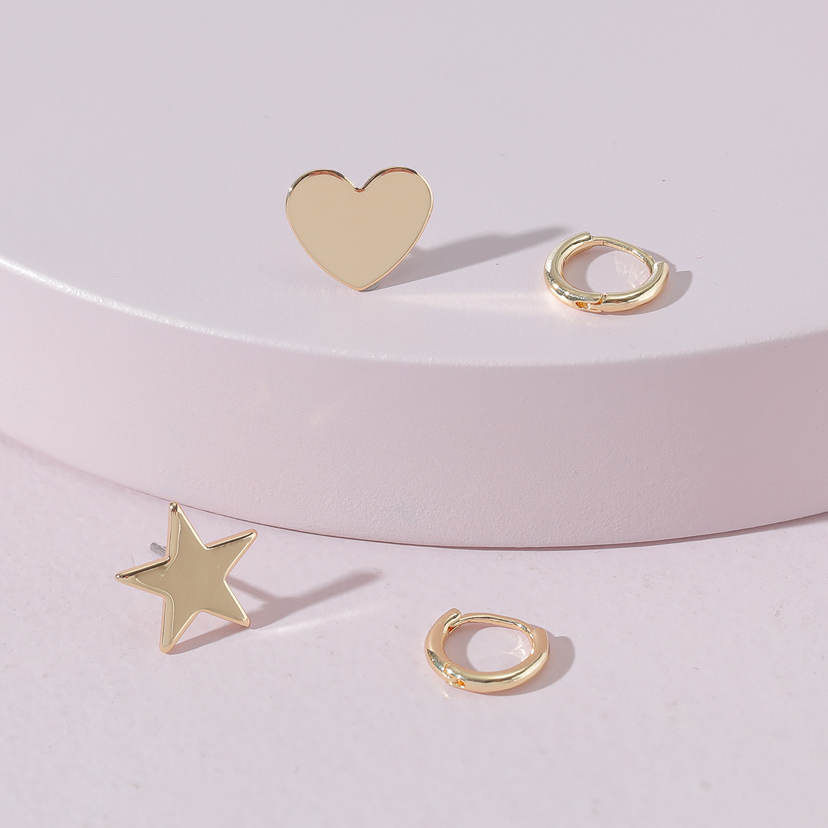 Simple Heart Star Circle Stud Earring Set Wholesale Nihaojewelry display picture 2