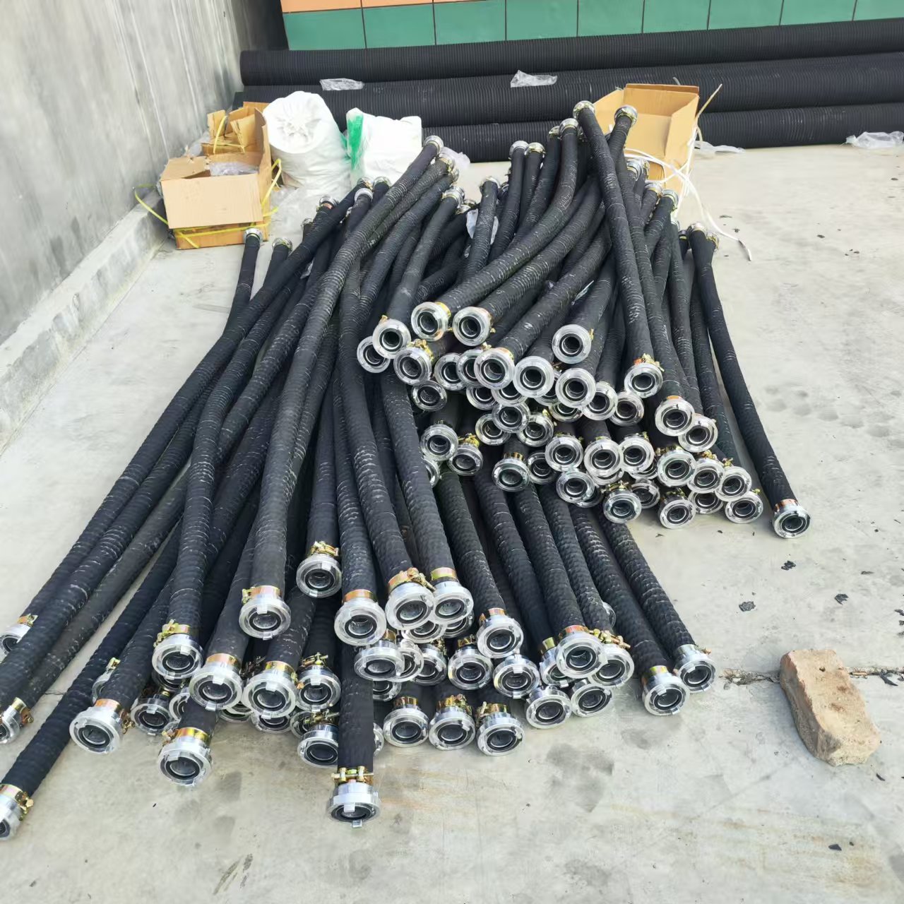 矿山隧道吸排污水法法兰橡胶管 耐负压钢丝骨架黑色法兰橡胶管