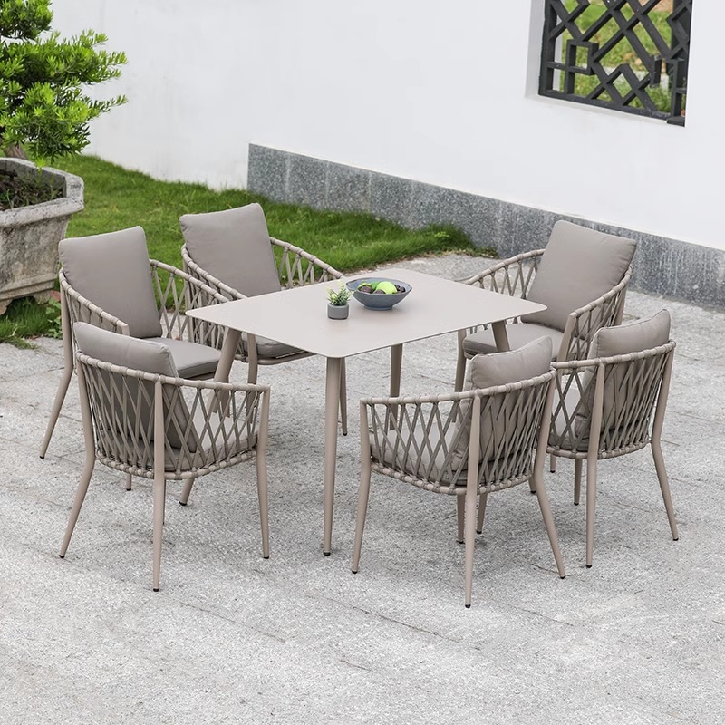 Mesas y sillas al aire libre nórdicas Patio Villa Patio Mesas y sillas Patio Al aire libre Jardín Terraza Ocio Mesas y sillas de ratán Combinación