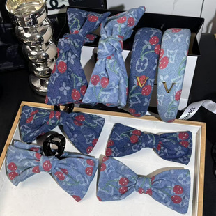 L��ĸ�ҙ��Ұl�A�l���W�����ͬ��͹�ţ�в�ˇ���~�A�^�������Y
