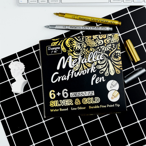 Guangna 550 metallic marker gold and silver marker tire hand-painted signature painting graffiti pen wholesale