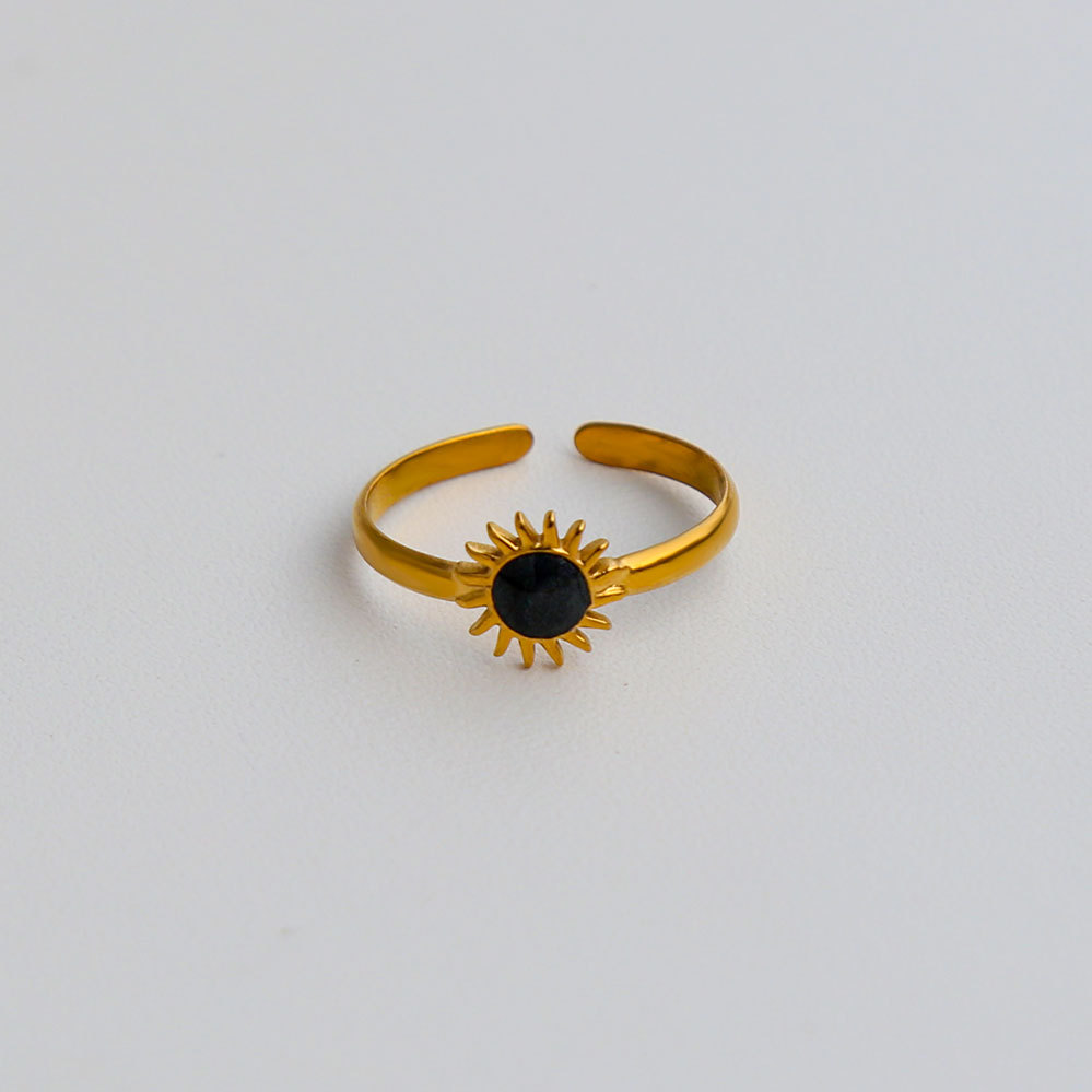 Simple, Refined And Mature Men’s Ring. Perfect For Daily, Commute And Casual Wear. Made Of Hypoallergenic, Tarnish-resistant Titanium Steel, Gentle O_voghion.com