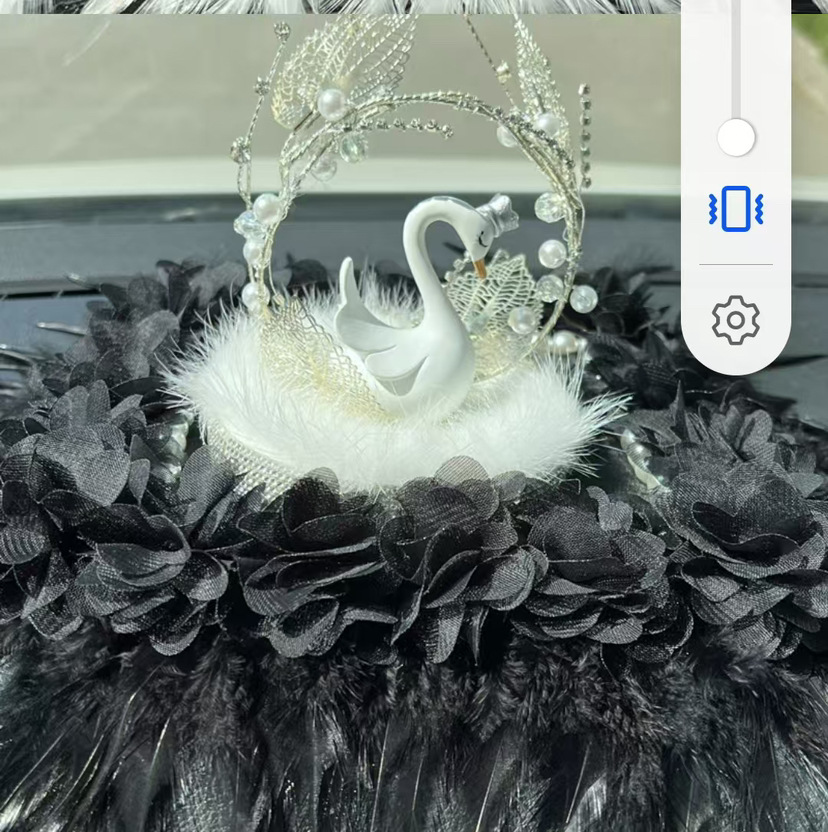 adornos de automóviles blancos grandes plumas almohadilla antideslizante amor almohadilla de cuentas diosa adornos de automóviles regalos de vello corto