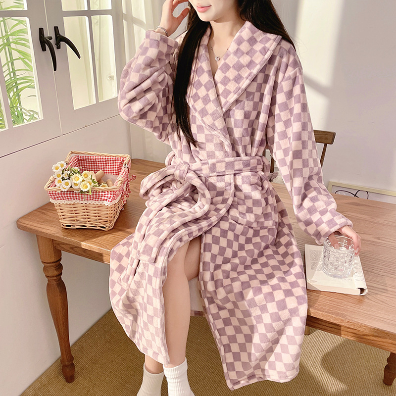 Autumn and Winter Flannel Long Nightgown for Women Plus Size Fat mm 100kg Loose Maternity Strappy Bathrobe Nightgown for Women Plaid