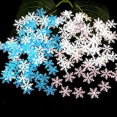 国境を越えたクリスマス装飾雪花片結婚式パーティーは紙くずdiy偽雪花クリスマス部品メーカーを投げる