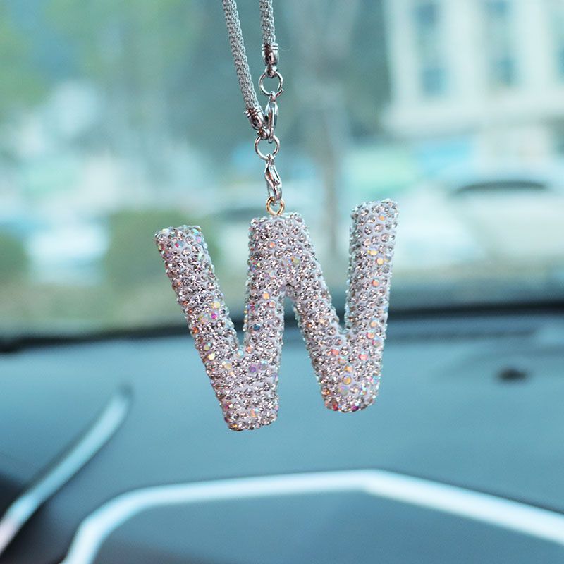 レターカーペンダント セラミック粘土 車のインテリアペンダント レディース ラインストーン 車のバックミラーペンダント ペンダント