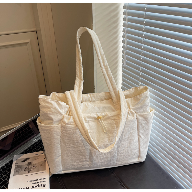 In-Stock New Quilted Tote Bag, Large Capacity Women's Laptop Bag, Ladies' Handbag, Lightweight Shoulder Bag In-Stock New Quilted Tote Bag, Large Capacity Women's Laptop Bag, Ladies' Handbag, Lightweight Shoulder Bag