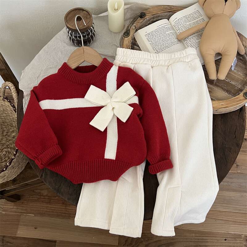 Demi-season sweater