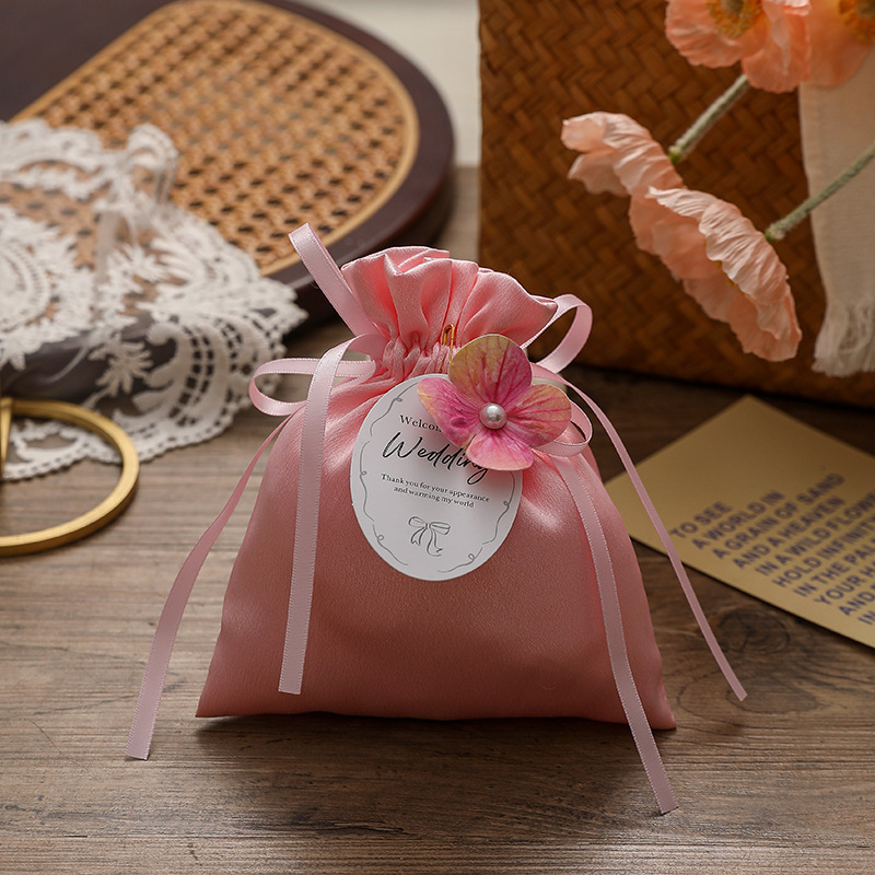 2025新型結婚喜糖箱喜糖袋結婚式布袋風結婚ベルベット結婚期少女心森系糖袋|undefined