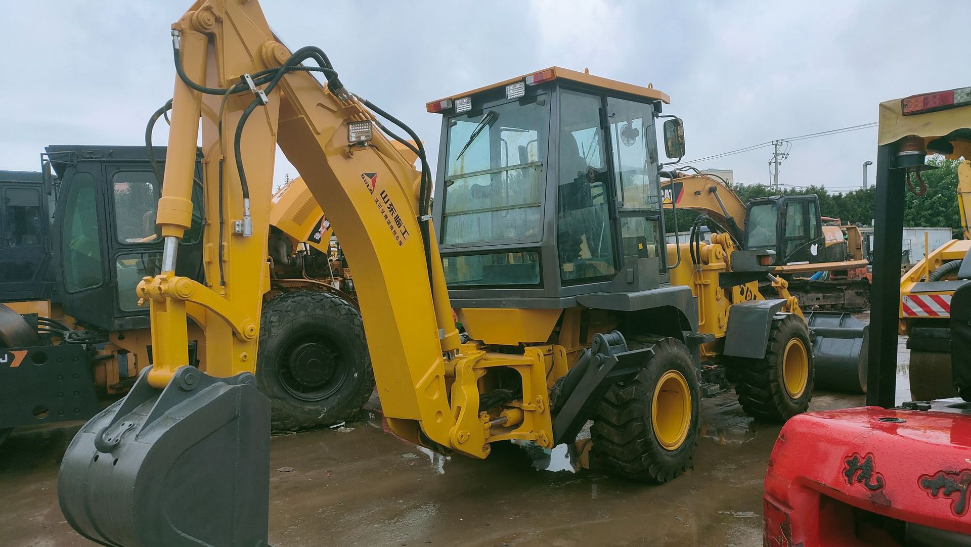 洛阳焦作  附近出售外贸出口二手临工B877挖掘装载机 两头忙