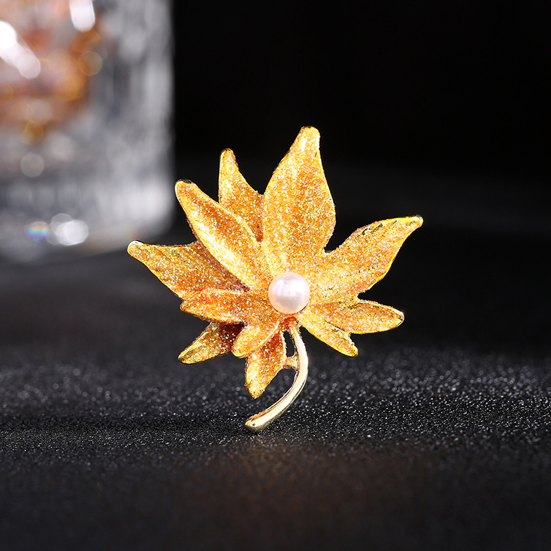 Broche para mujer, broche de hoja de arce con gotas de aceite, color esmaltado, broche de abrigo de arte simple, accesorios de bolso antiexposición_voghion.com