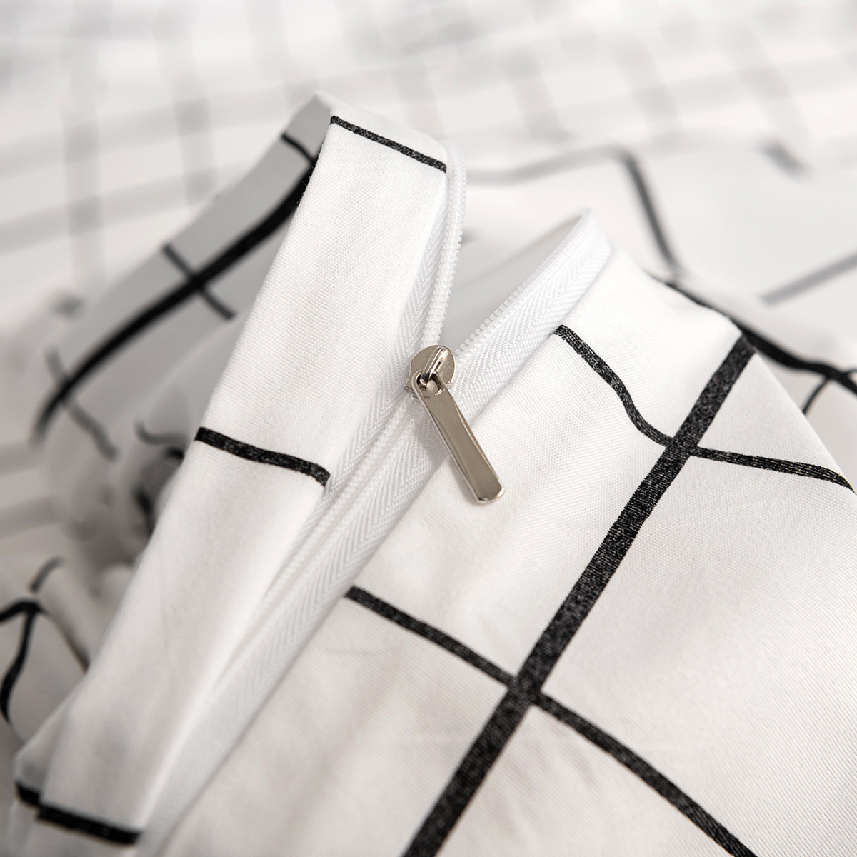 Home textile minimalist Nordic style bedding dormitory single piece sheet matte printed black and white checkered duvet_voghion.com