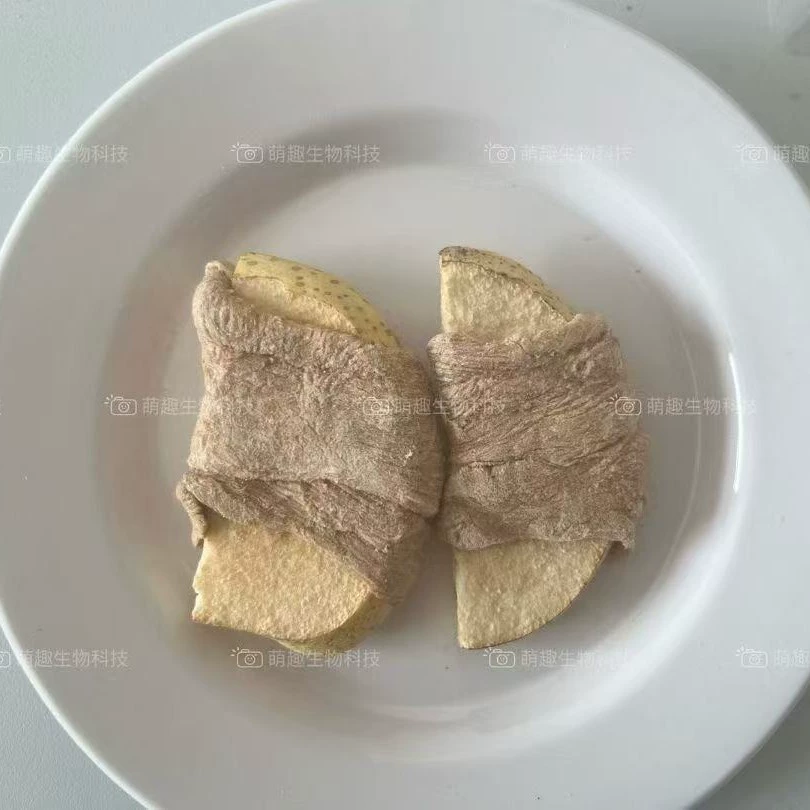 Лиофилизированные закуски для кошек и собак, закуски, обернутые мясом утки, мясо утки, обернутое снежной грушей, мясо утки, обернутое фиолетовым сладким картофелем, мясо утки, обернутое тыквенным питанием.