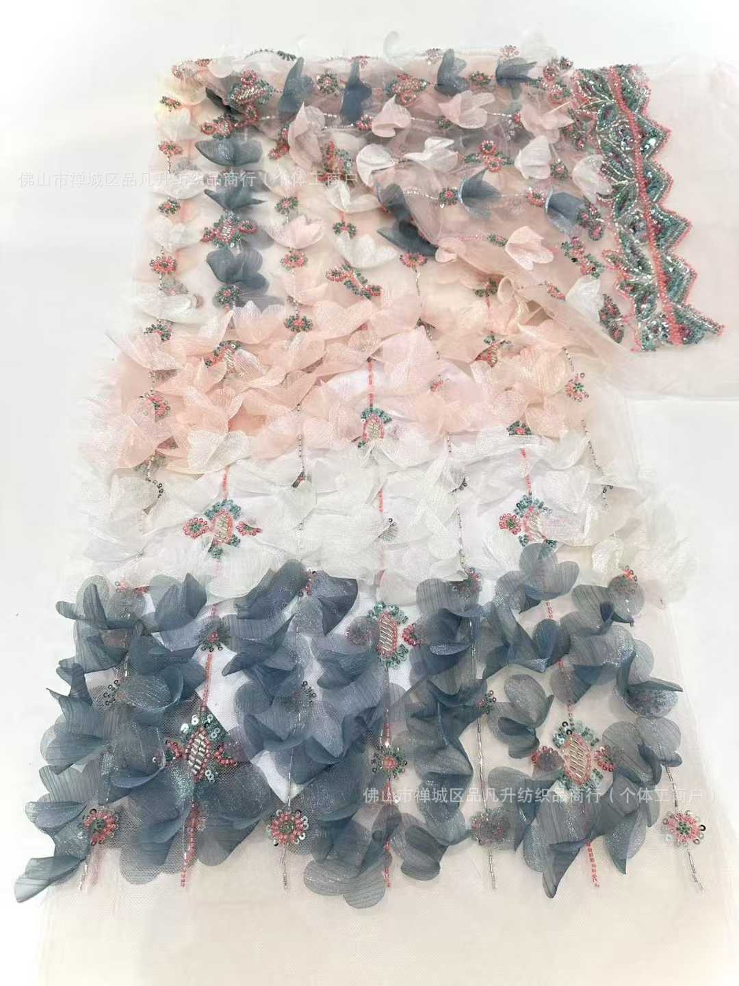 Flor de encaje vestido de boda tela de cola de tela de malla sequin bordado falda de tela de bordado de tubo de perlas de alta fijación