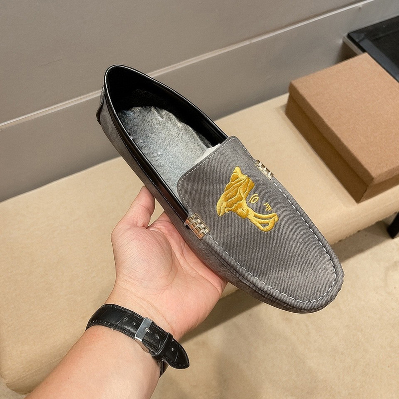 Nuevos zapatos de hombre de primavera y otoño, zapatos de cuero casuales europeos, zapatos de cuero para hombres, zapatos de cuero para hombres, zapatos de hombre transpirables.