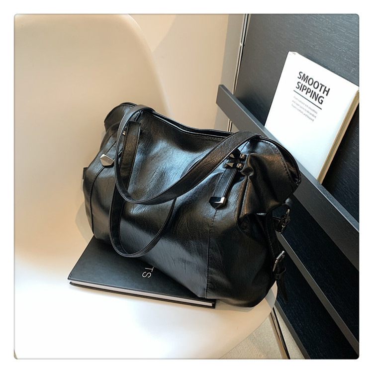 New fashionable European and American women's bags, retro and simple single-shoulder bags, large-capacity high-quality handbags, elegant crossbody bags are in stock undefined